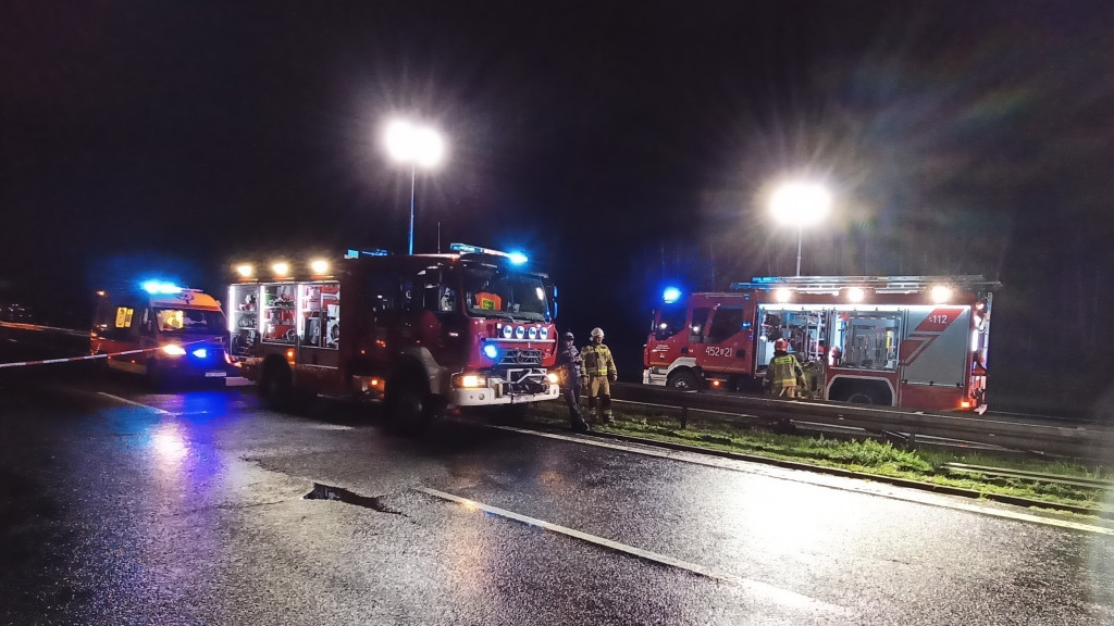 Wjechał autobusem w bariery. W środku 39 pasażerów