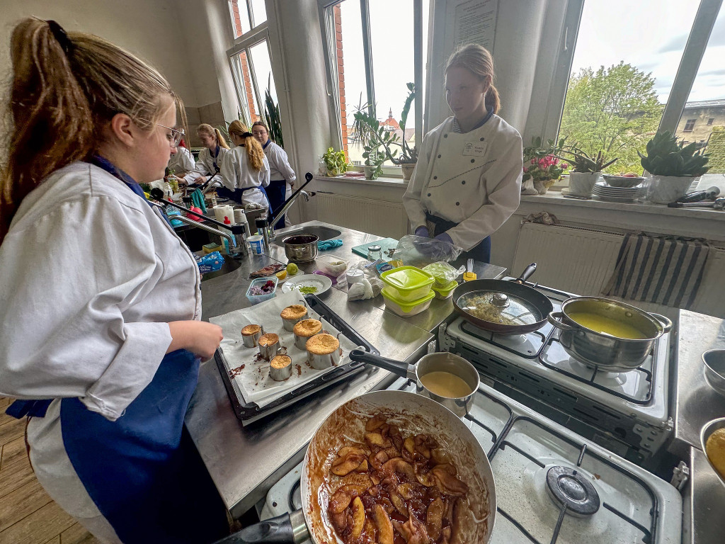 Uczniowie Gastronomika zaskoczyli kreatywnością [FOTO]