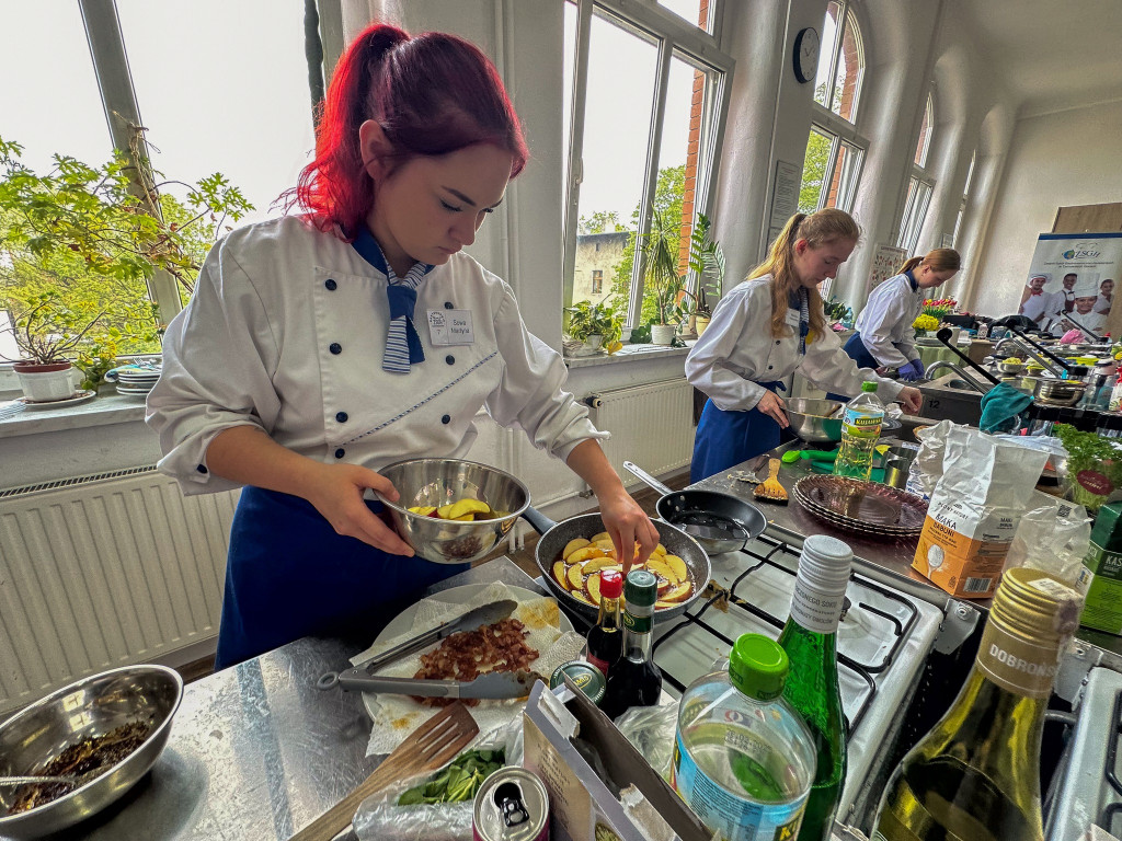 Uczniowie Gastronomika zaskoczyli kreatywnością [FOTO]
