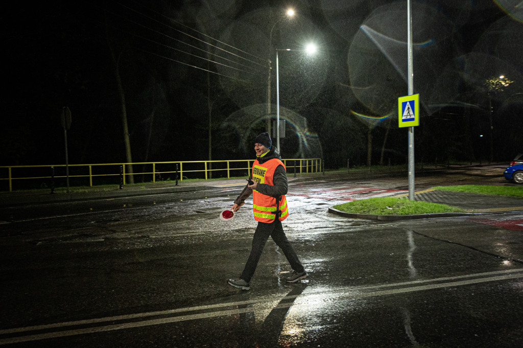 Nocna pielgrzymka z Piekar Śl. na Jasną Górę [FOTO]