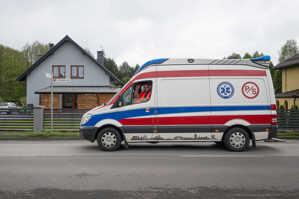 Nocna pielgrzymka z Piekar Śl. na Jasną Górę [FOTO]