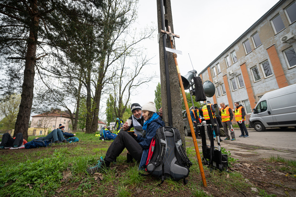 Nocna pielgrzymka z Piekar Śl. na Jasną Górę [FOTO]