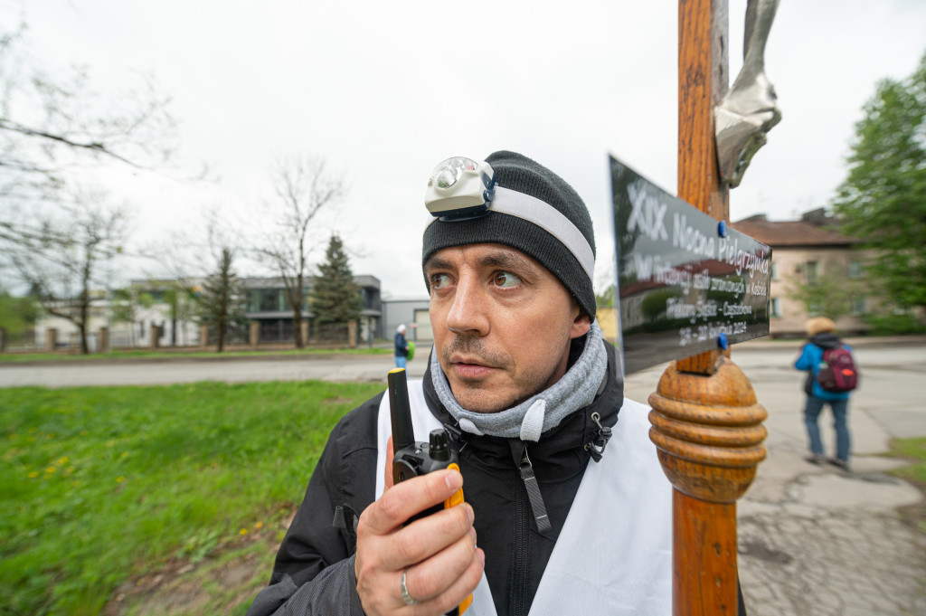 Nocna pielgrzymka z Piekar Śl. na Jasną Górę [FOTO]