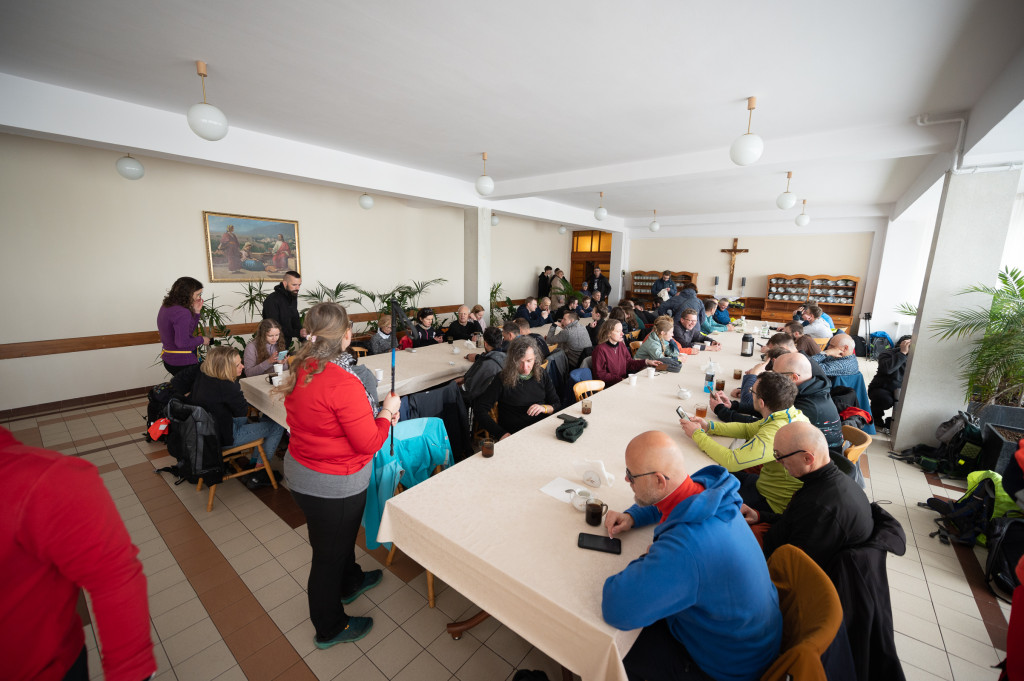 Nocna pielgrzymka z Piekar Śl. na Jasną Górę [FOTO]