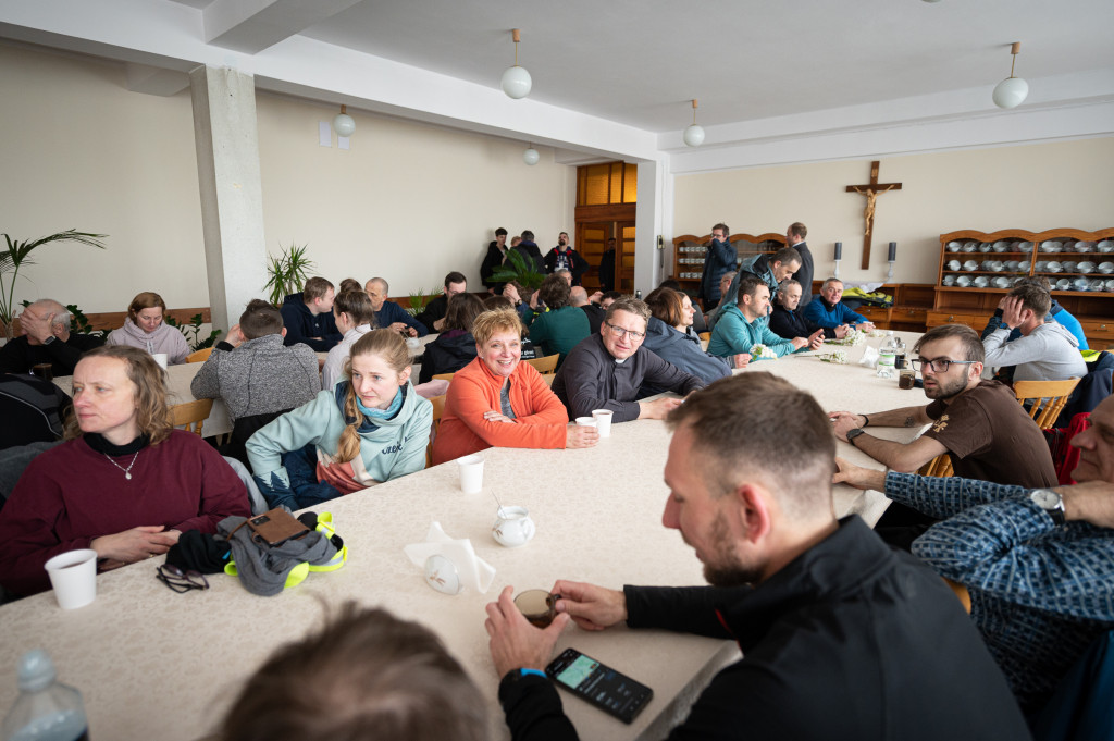 Nocna pielgrzymka z Piekar Śl. na Jasną Górę [FOTO]