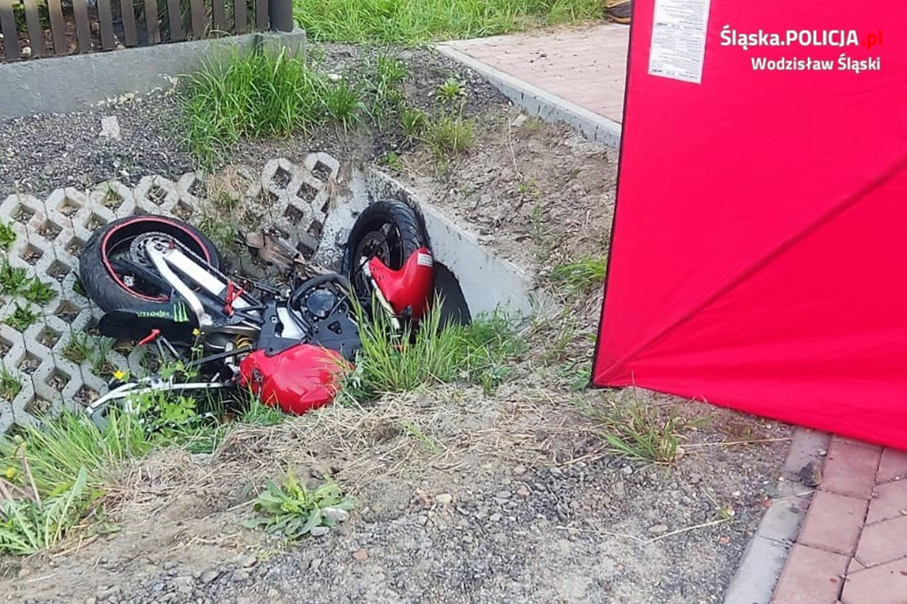 Dwa śmiertelne wypadki. Nie żyje motocyklista i 15-letnia pasażerka