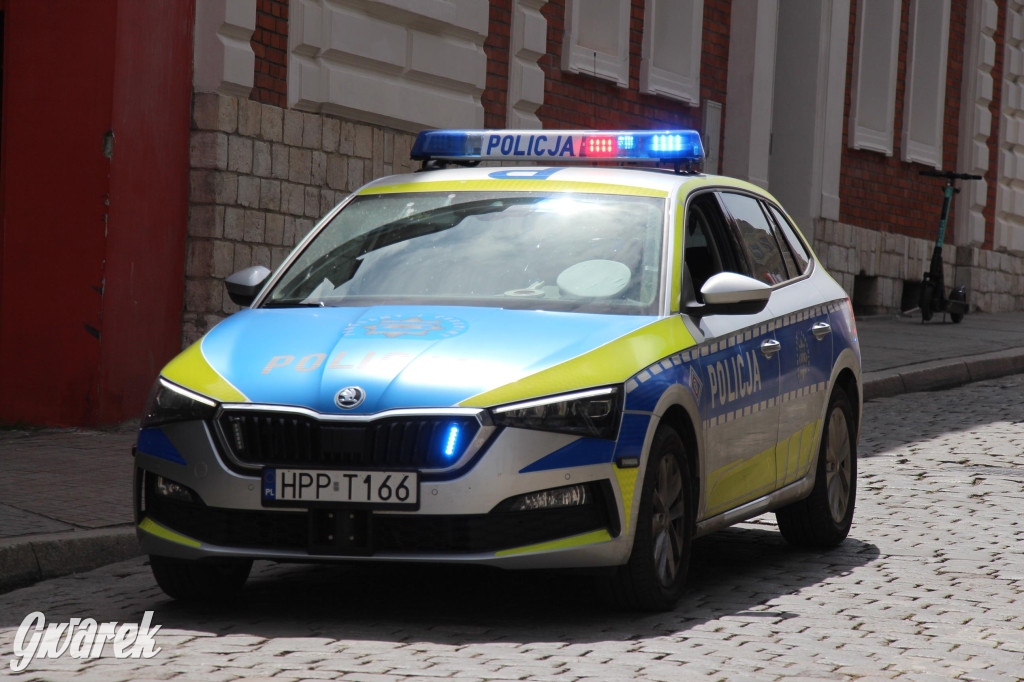 Tarnowskie Góry. Rajd i marsz z okazji Święta Flagi [FOTO]