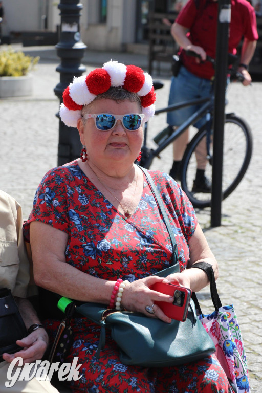 Tarnowskie Góry. Rajd i marsz z okazji Święta Flagi [FOTO]