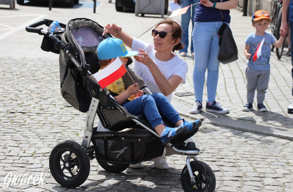 Tarnowskie Góry. Rajd i marsz z okazji Święta Flagi [FOTO]