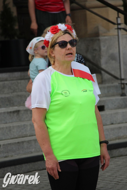 Tarnowskie Góry. Rajd i marsz z okazji Święta Flagi [FOTO]