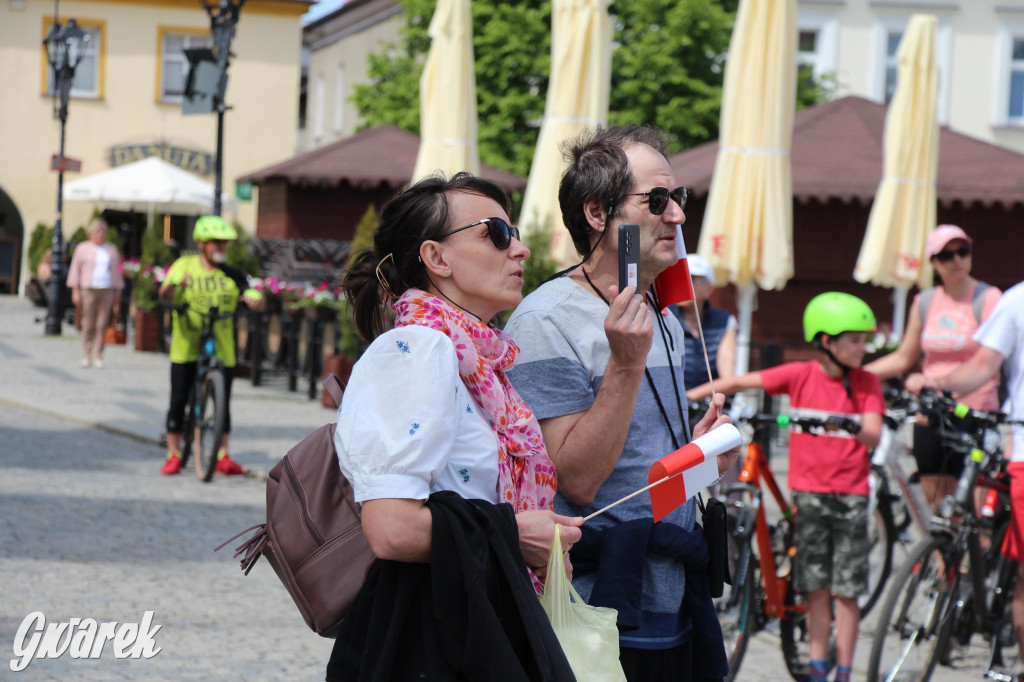 Tarnowskie Góry. Rajd i marsz z okazji Święta Flagi [FOTO]