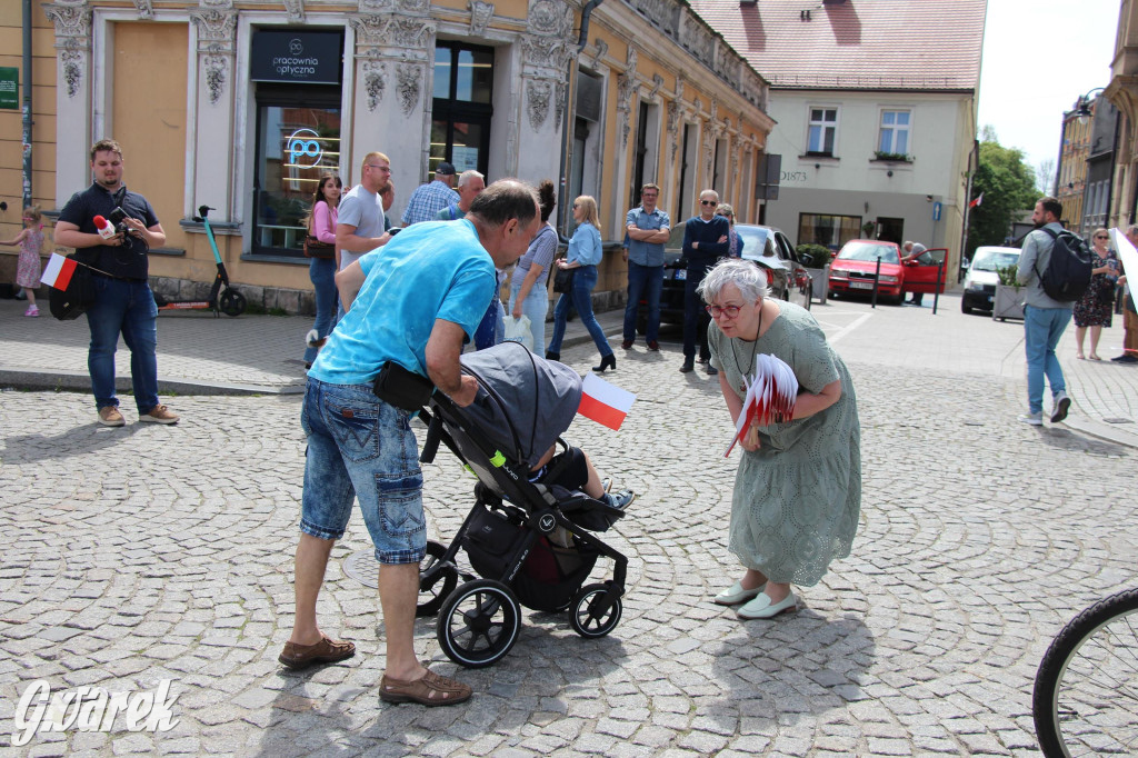 Tarnowskie Góry. Rajd i marsz z okazji Święta Flagi [FOTO]