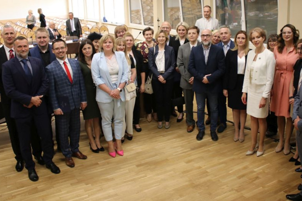 Nowi radni złożyli ślubowanie [GALERIA]