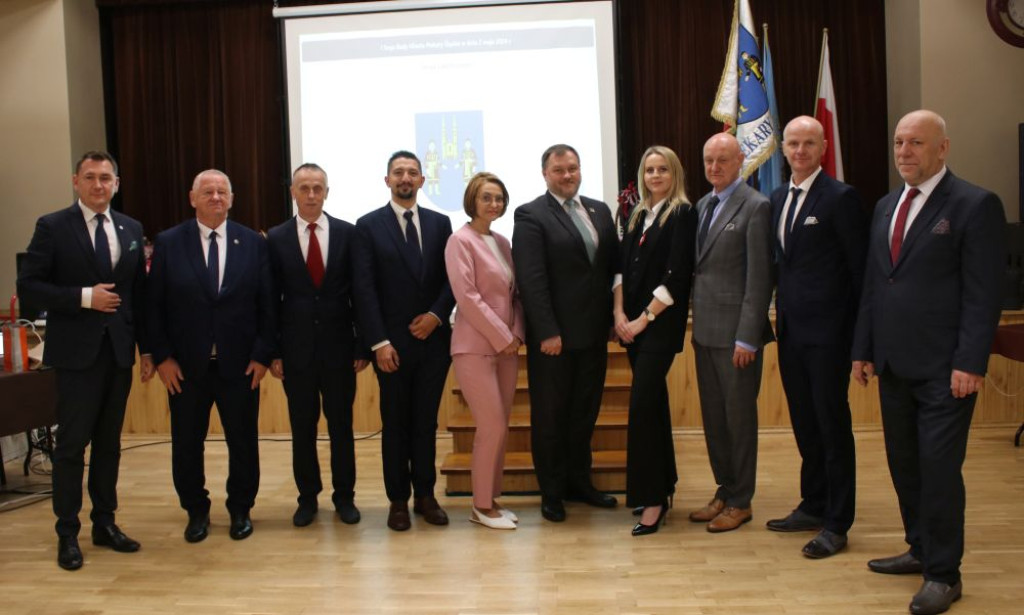 Nowi radni złożyli ślubowanie [GALERIA]