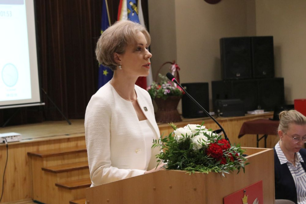 Nowi radni złożyli ślubowanie [GALERIA]