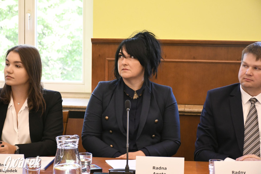 I sesja w Radzionkowie. Zobacz nowych radnych