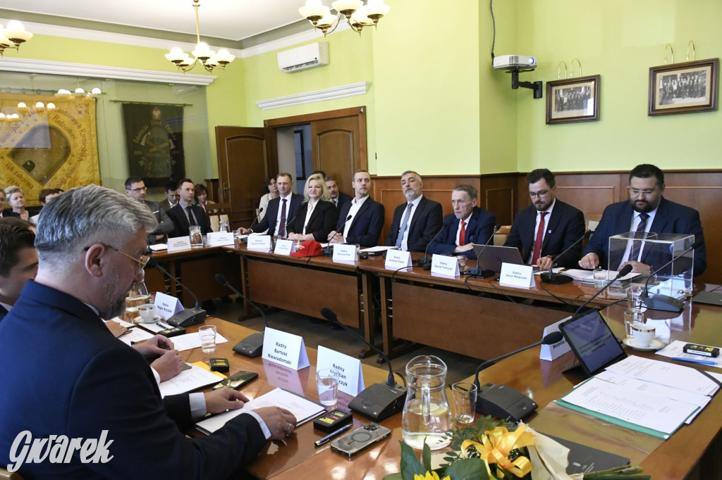 I sesja w Radzionkowie. Zobacz nowych radnych