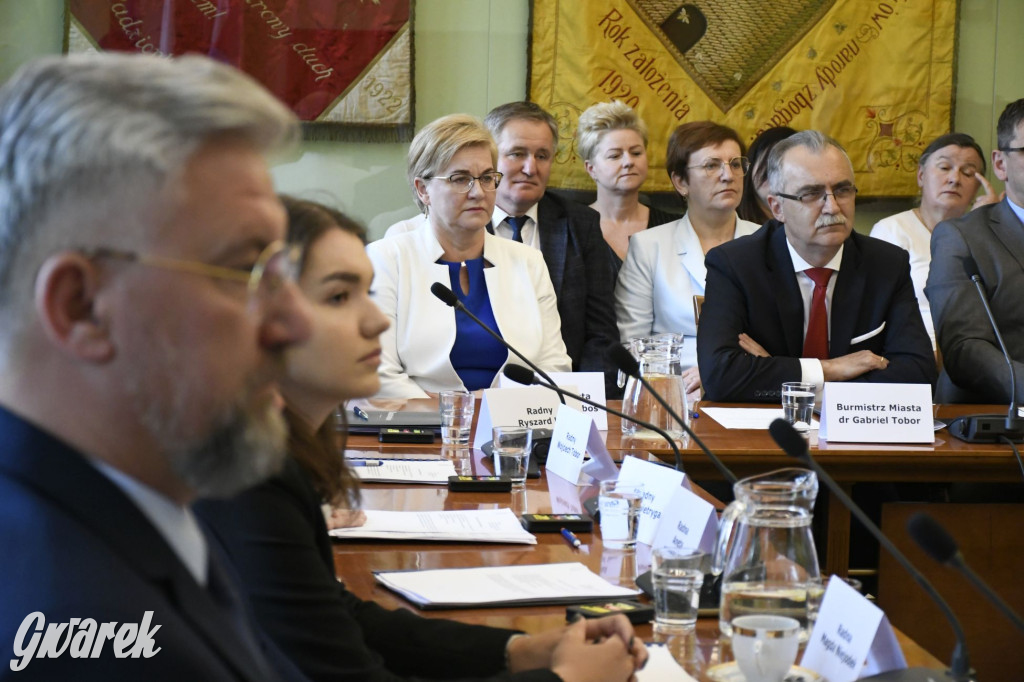 I sesja w Radzionkowie. Zobacz nowych radnych