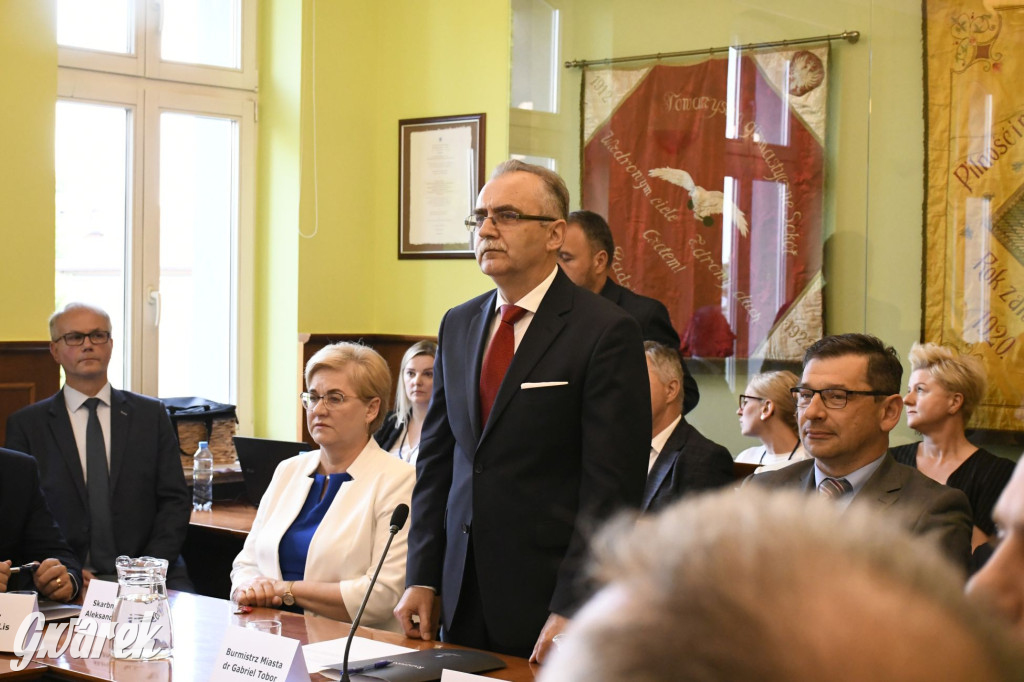 I sesja w Radzionkowie. Zobacz nowych radnych