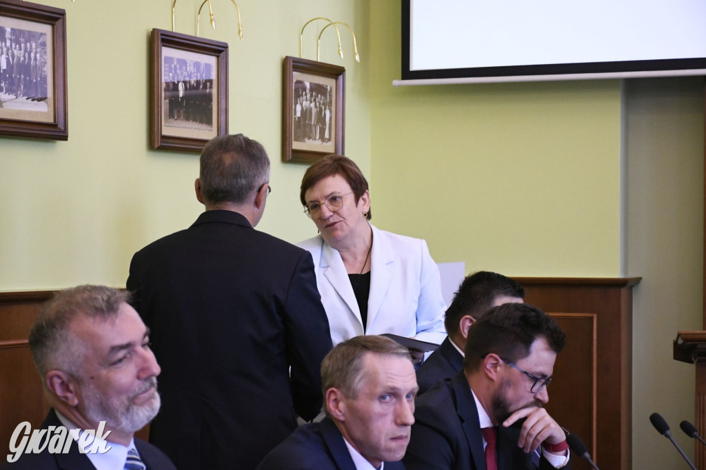 I sesja w Radzionkowie. Zobacz nowych radnych