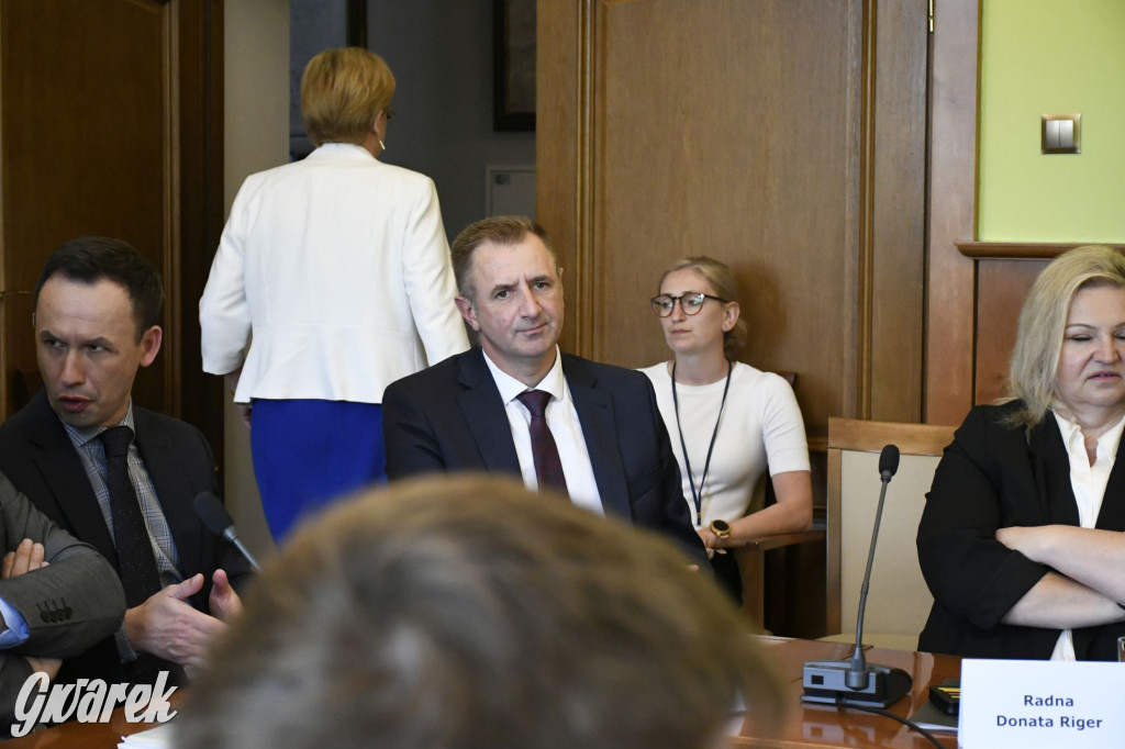 I sesja w Radzionkowie. Zobacz nowych radnych
