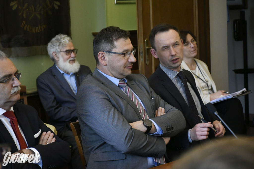 I sesja w Radzionkowie. Zobacz nowych radnych