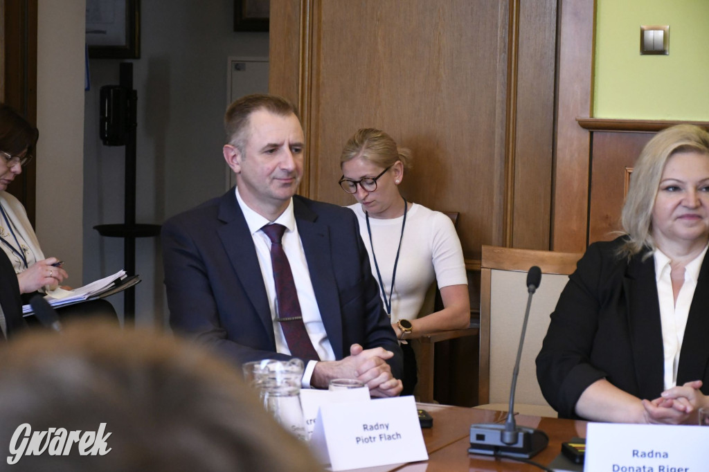 I sesja w Radzionkowie. Zobacz nowych radnych