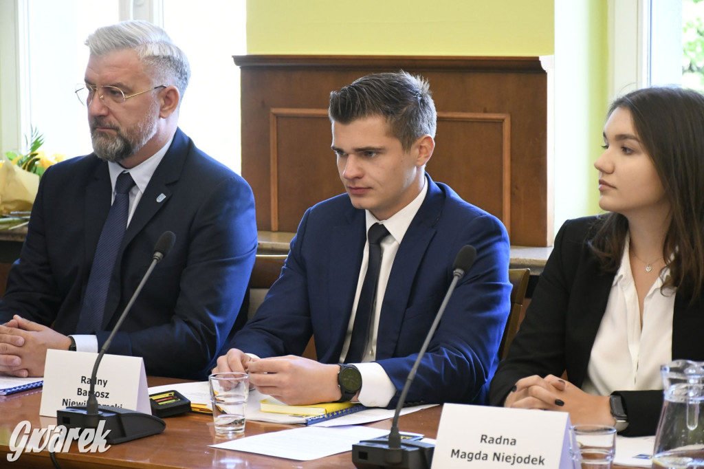 I sesja w Radzionkowie. Zobacz nowych radnych