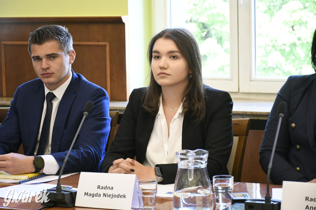 I sesja w Radzionkowie. Zobacz nowych radnych