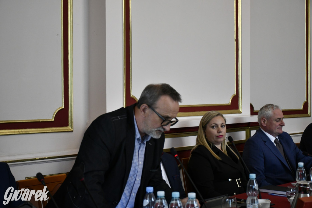 Pierwsza sesja rady gminy w Świerklańcu [ZDJĘCIA]