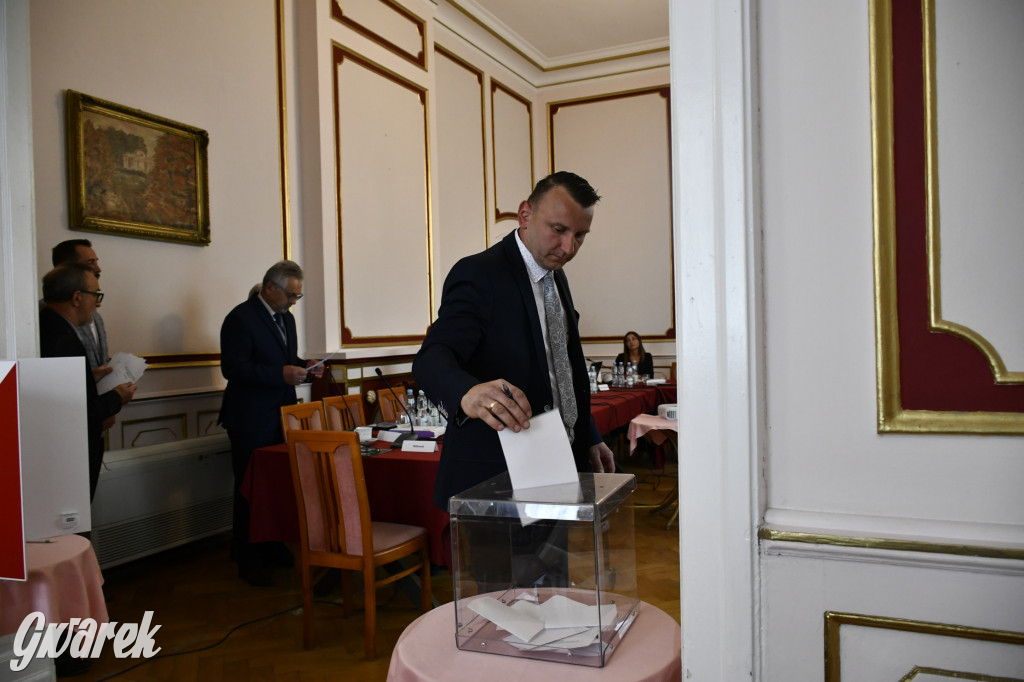 Pierwsza sesja rady gminy w Świerklańcu [ZDJĘCIA]