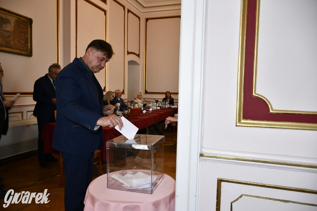 Pierwsza sesja rady gminy w Świerklańcu [ZDJĘCIA]