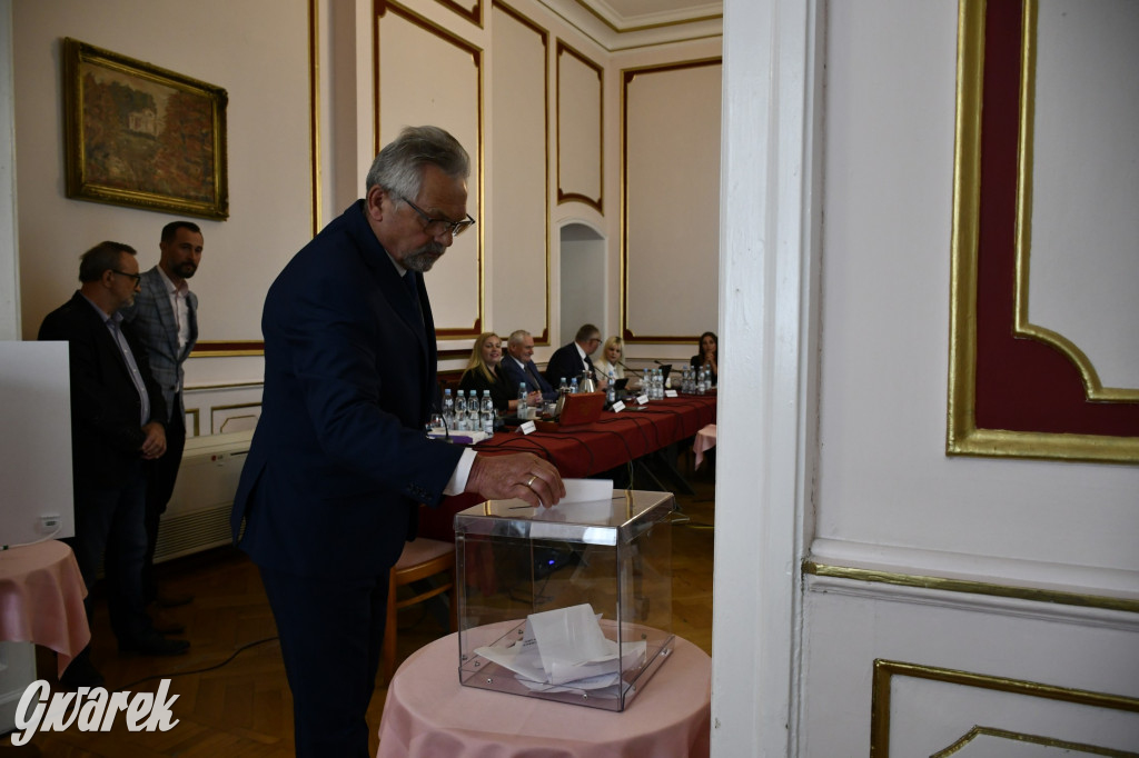 Pierwsza sesja rady gminy w Świerklańcu [ZDJĘCIA]