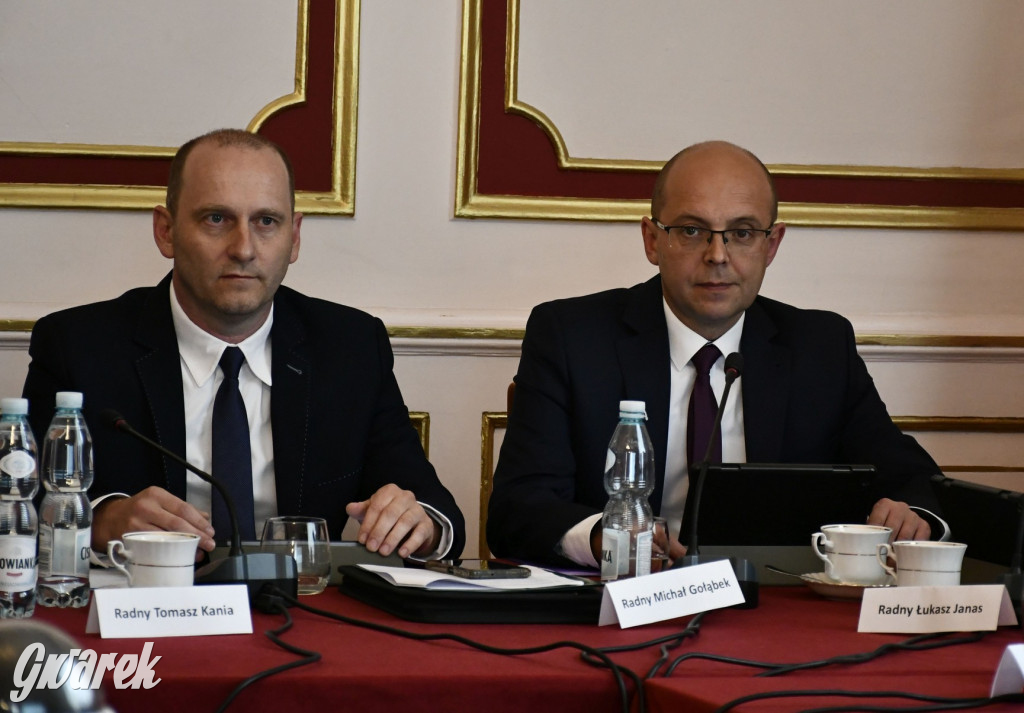 Pierwsza sesja rady gminy w Świerklańcu [ZDJĘCIA]