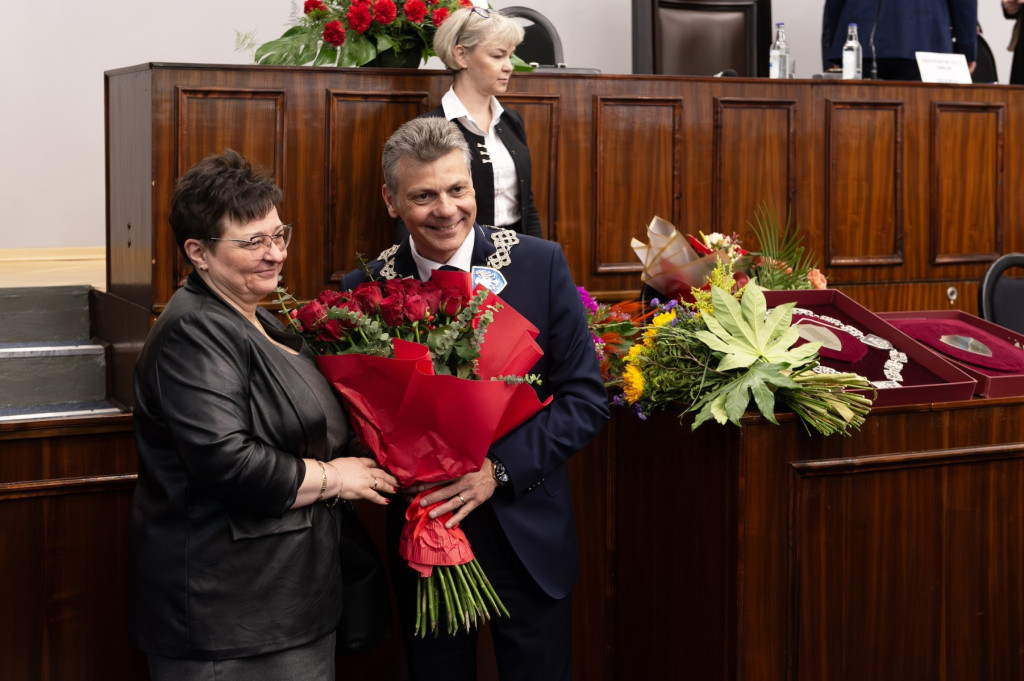 Start nowej kadencji. Prezydent i radni zaprzysiężeni