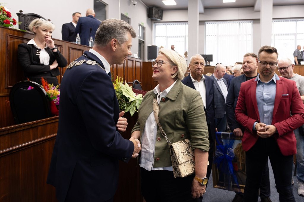 Start nowej kadencji. Prezydent i radni zaprzysiężeni