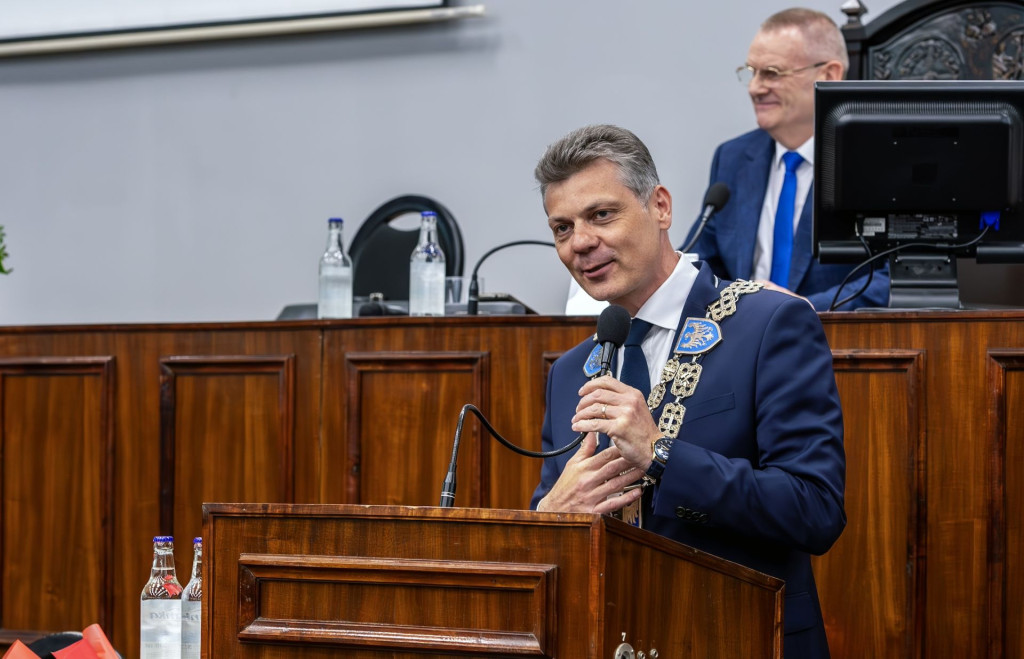 Start nowej kadencji. Prezydent i radni zaprzysiężeni