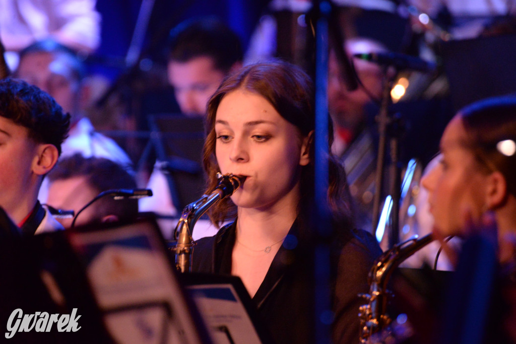 Orkiestra kamiliańska i Vive la France w Radzionkowie