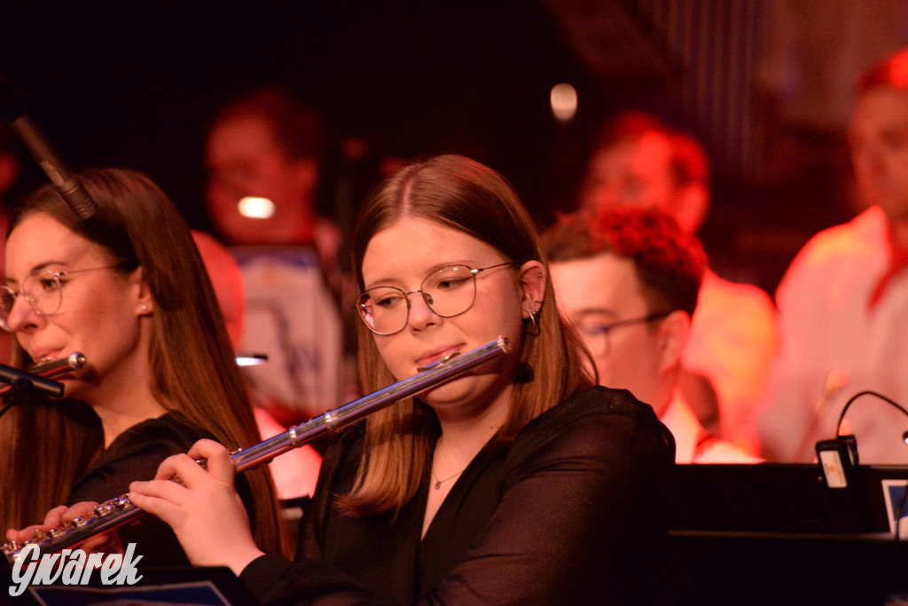 Orkiestra kamiliańska i Vive la France w Radzionkowie