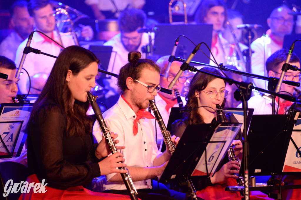 Orkiestra kamiliańska i Vive la France w Radzionkowie