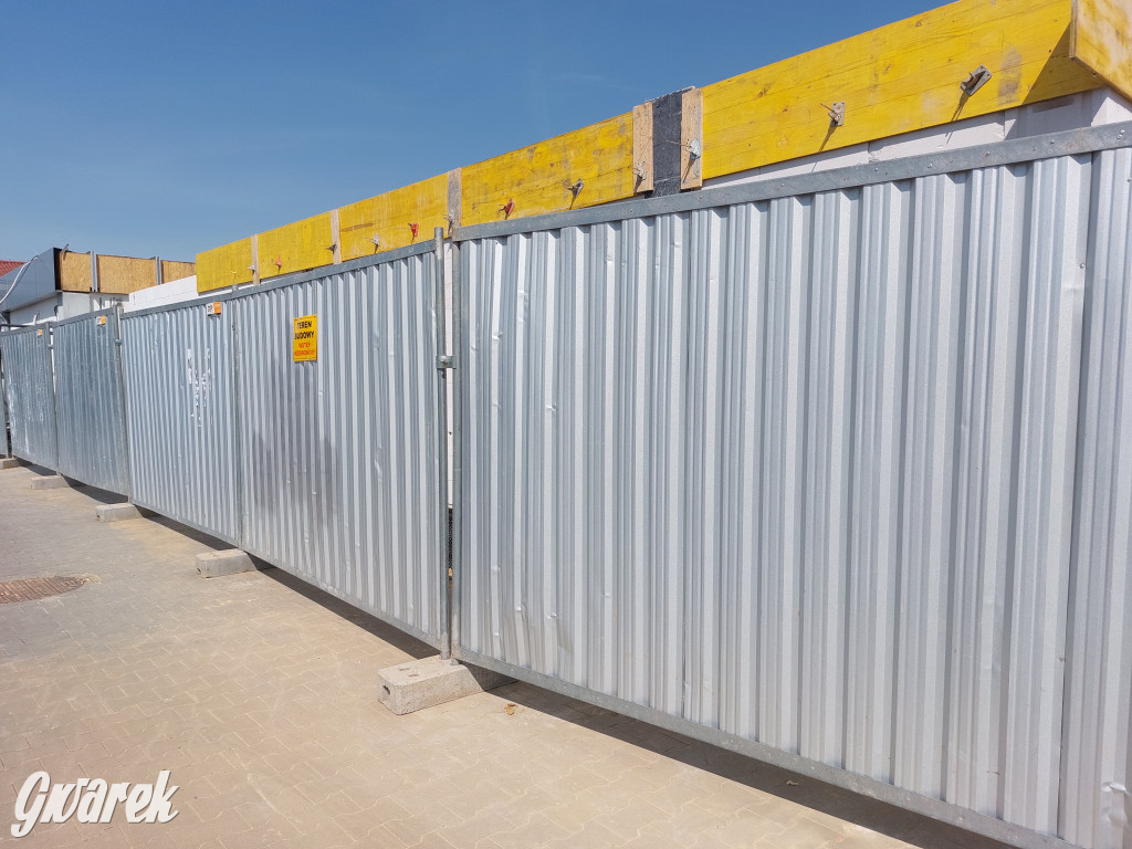 Tarnowskie Góry. Co budują przy markecie Lidl?