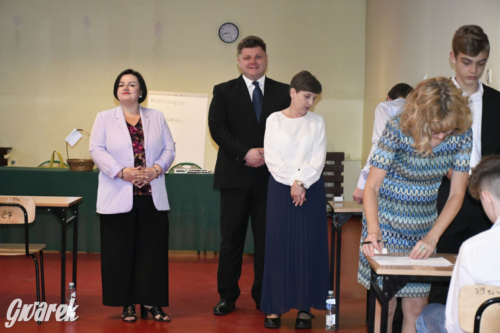 Ósmoklasiści z Trójki tuż przez egzaminem [FOTO]