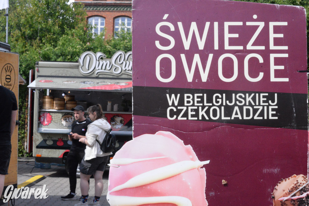 Foodtrucki w Tarnowskich Górach. Co serwują i za ile?