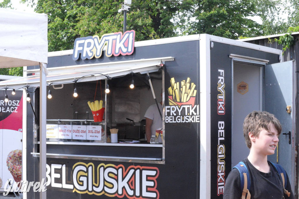 Foodtrucki w Tarnowskich Górach. Co serwują i za ile?