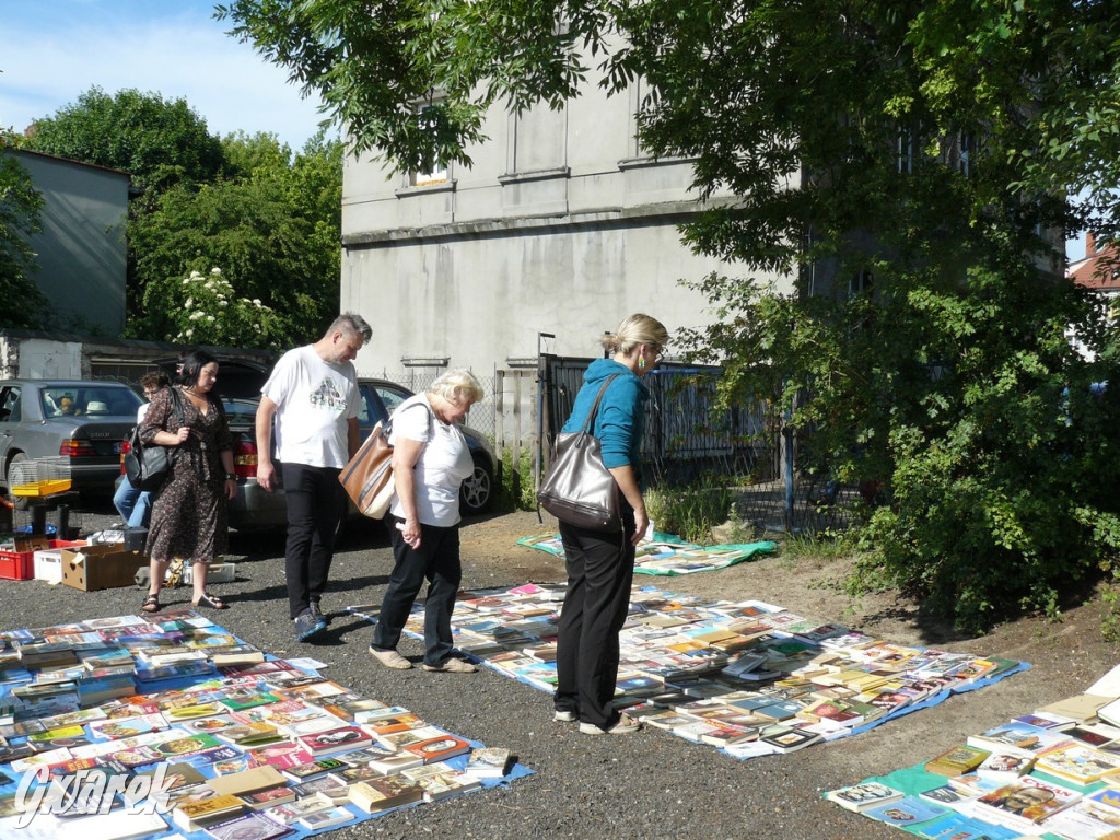 Tarnowskie Góry. Byliście na pchlim targu?