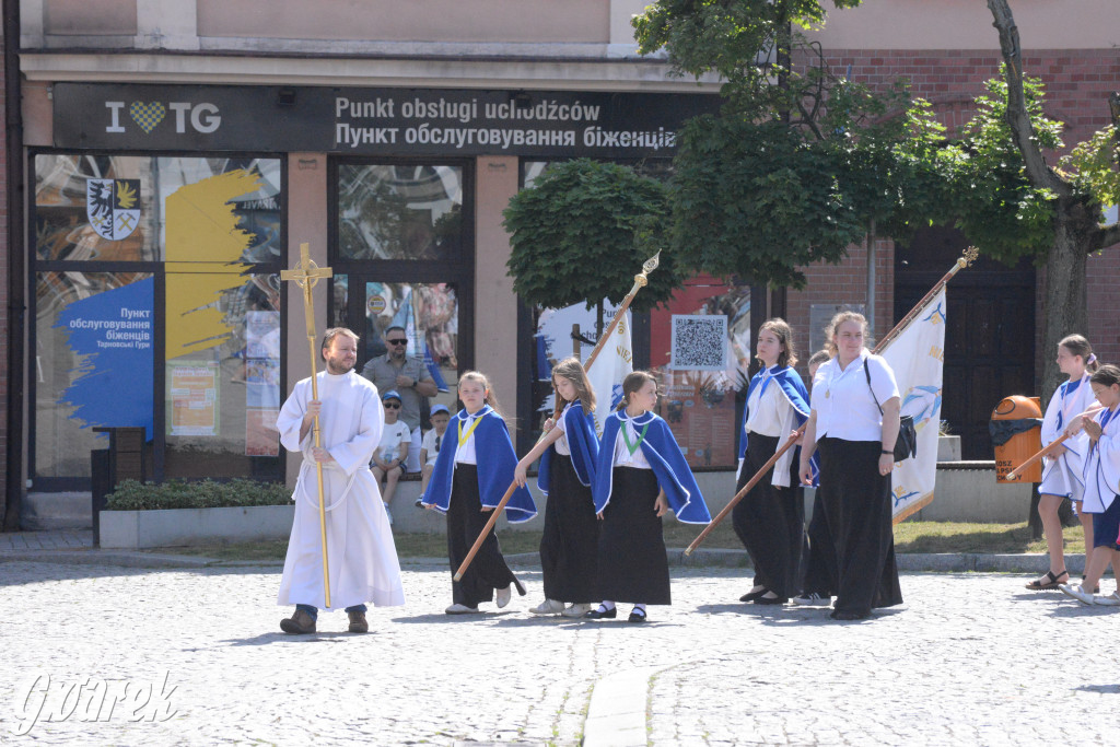 Tarnowskie Góry. Procesja Bożego Ciała. Jak zwykle liczna