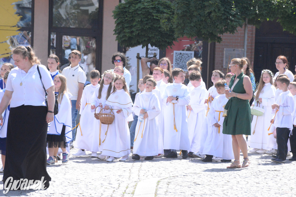 Tarnowskie Góry. Procesja Bożego Ciała. Jak zwykle liczna