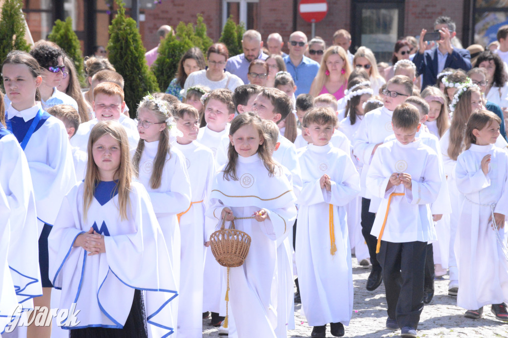 Tarnowskie Góry. Procesja Bożego Ciała. Jak zwykle liczna