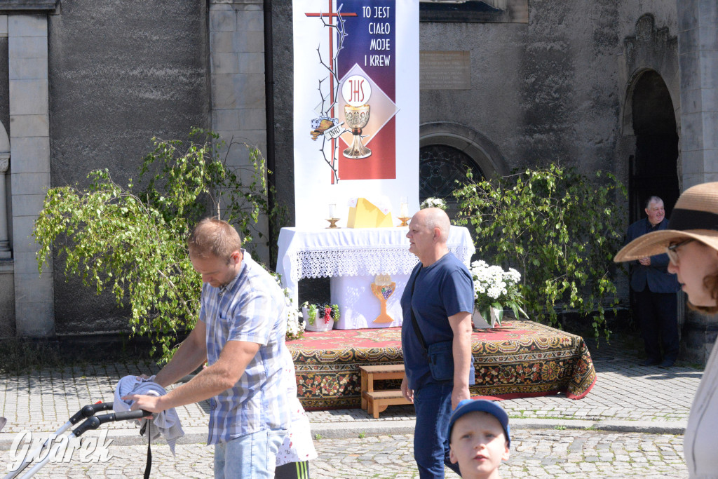 Tarnowskie Góry. Procesja Bożego Ciała. Jak zwykle liczna