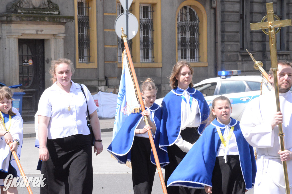 Tarnowskie Góry. Procesja Bożego Ciała. Jak zwykle liczna